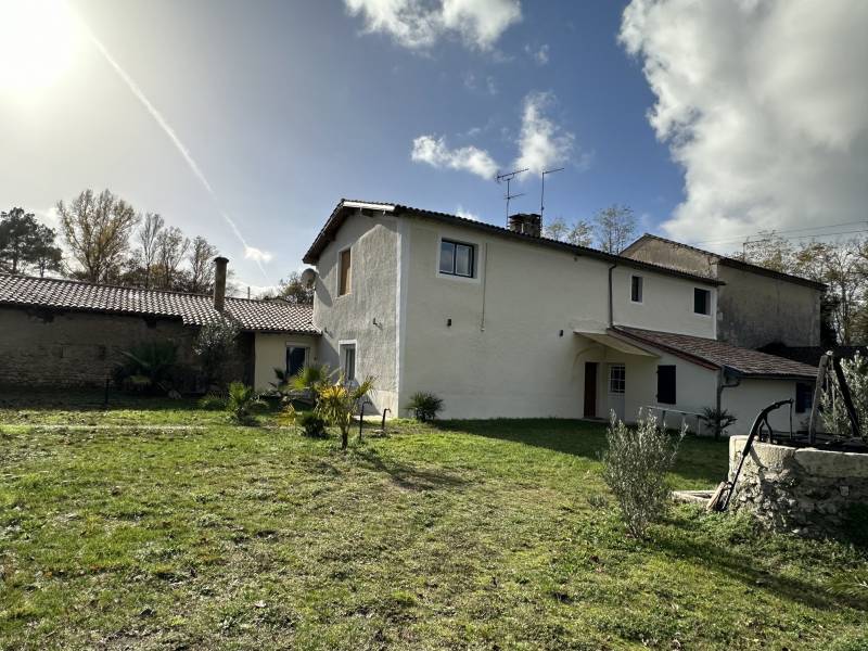 Maison pierre 244 m² - 8 pièces - Saint-Morillon Saint-Morillon  Maison pierre