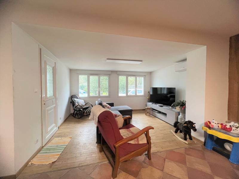 Maison 6 pièces - 181m² LEOGNAN  