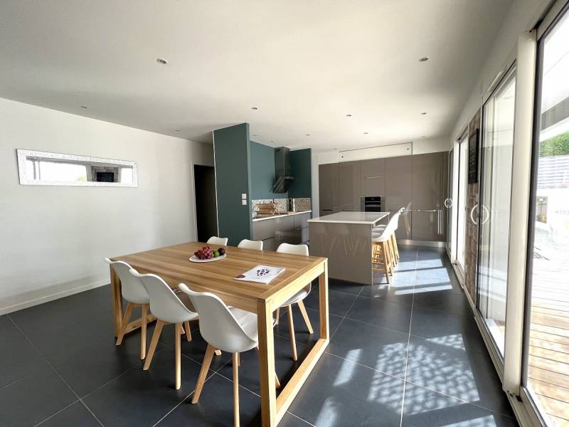 Maison 125m² - 3 chambres + T2 attenant de 46m² Martillac La Morelle 