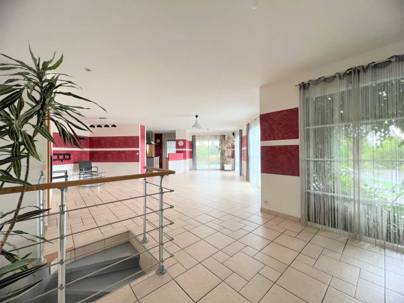 Maison 6 pièces - 159m² MARTILLAC  