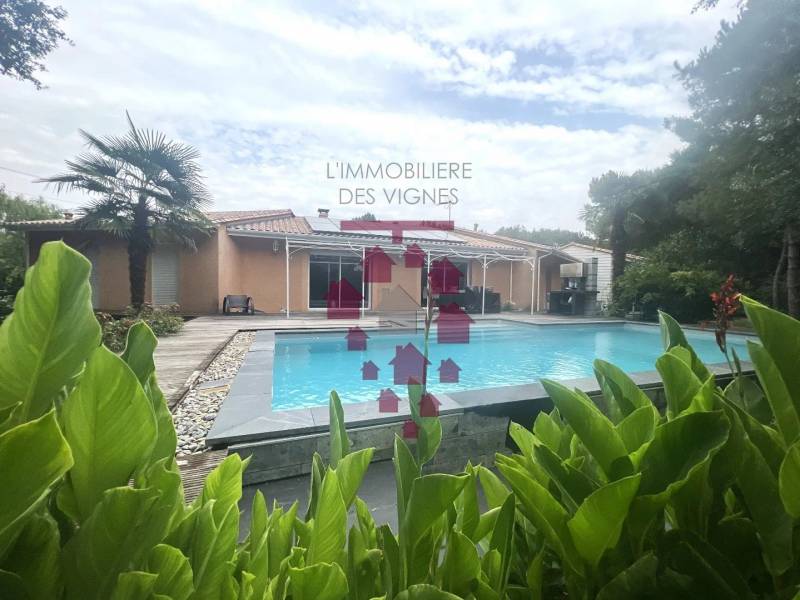 MAISON 4 CHAMBRES PISCINE CALME LA BREDE  