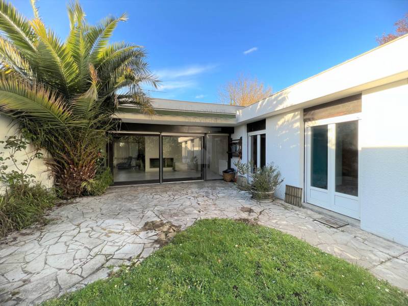 Maison 5 pièces - 130m² PESSAC  