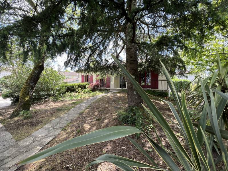 Maison 5 pièces - 140m² VILLENAVE D ORNON  